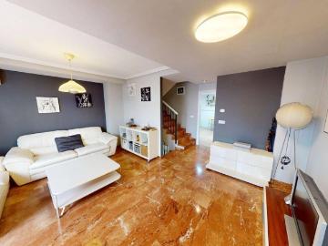 Vivienda exclusiva de 220 m2 en venta Alicante, Comunidad Valenciana