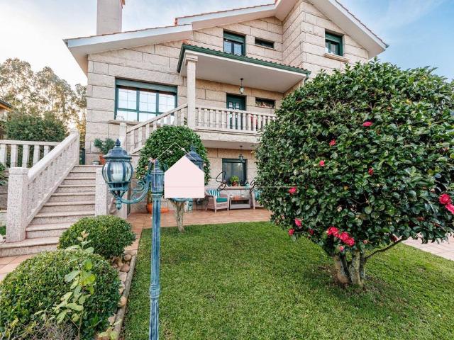 Vivienda de lujo de 232 m2 en venta Tuy, España