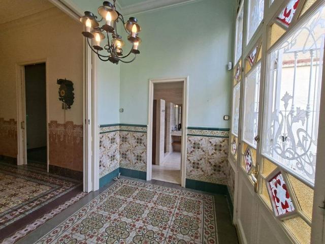 Vivienda de lujo de 300 m2 en alquiler Badalona, España