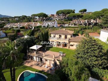 Vivienda de lujo de 318 m2 en venta Caldas de Estrach, España