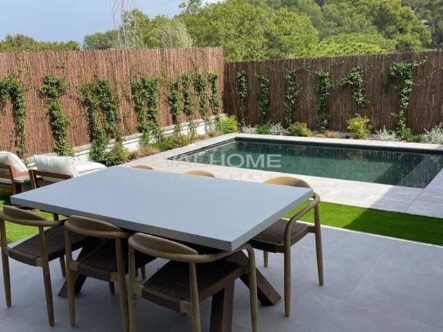 Vivienda de lujo de 326 m2 en venta Cerdanyola del Vallès, Cataluña