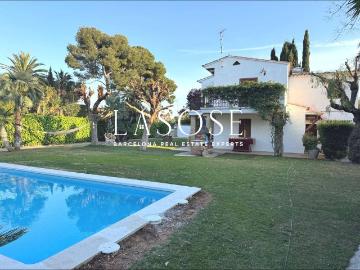 Vivienda de lujo de 338 m2 en alquiler Sitges, España