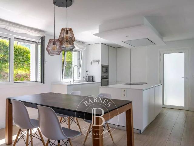 Vivienda de lujo de 466 m2 en venta San Sebastián, España