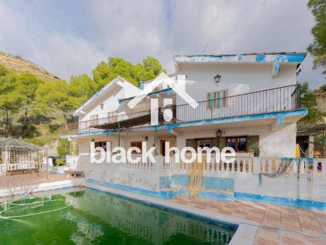 Vivienda de lujo de 400 m2 en venta Chulilla, España