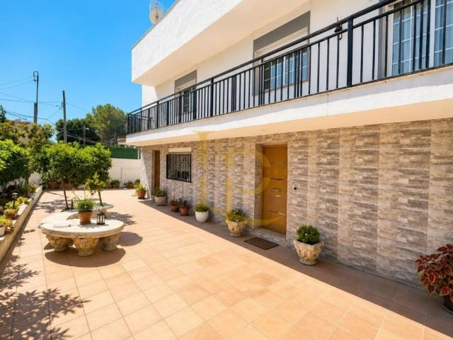Vivienda de lujo de 402 m2 en venta Rubí, Cataluña