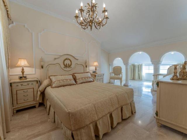 Vivienda exclusiva de 625 m2 en venta Huesa, España