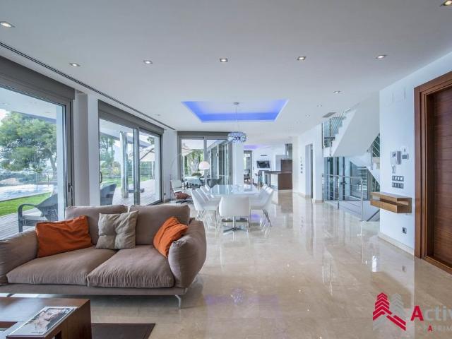Vivienda de lujo de 652 m2 en venta Altea, España