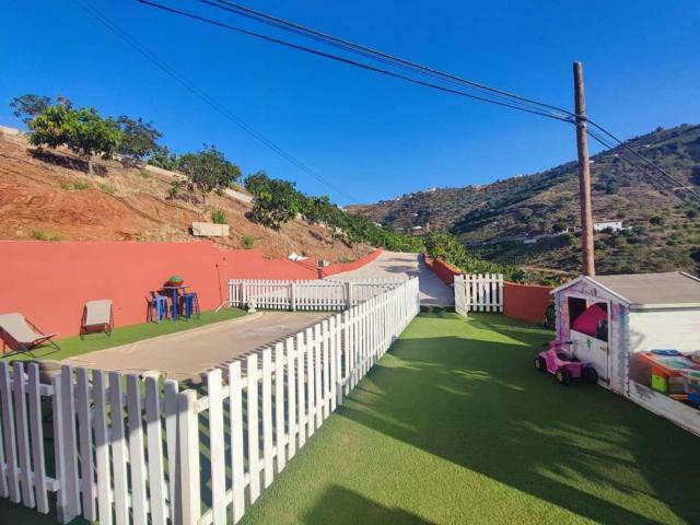 Vivienda de lujo de 65 m2 en venta Benamocarra, Andalucía