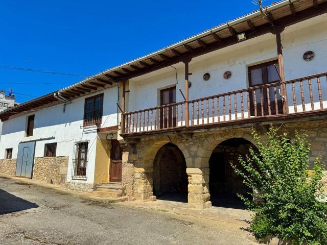 Vivienda de lujo de 720 m2 en venta San Vicente de la Barquera, España