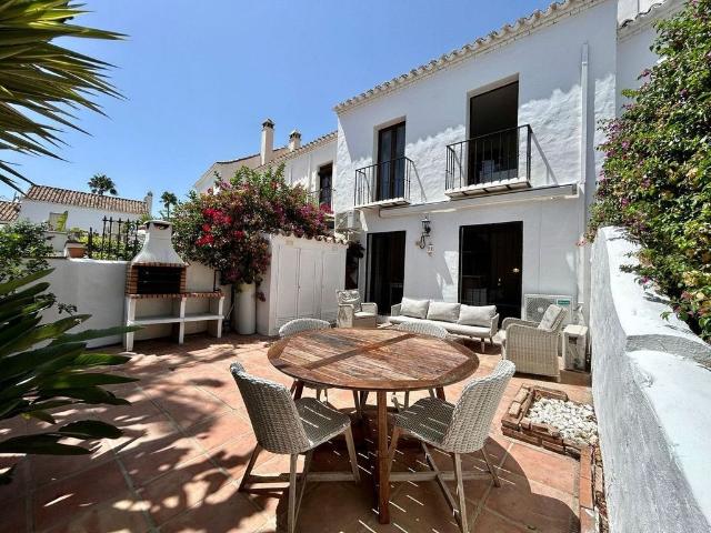 Vivienda de lujo de 85 m2 en venta Marbella, España