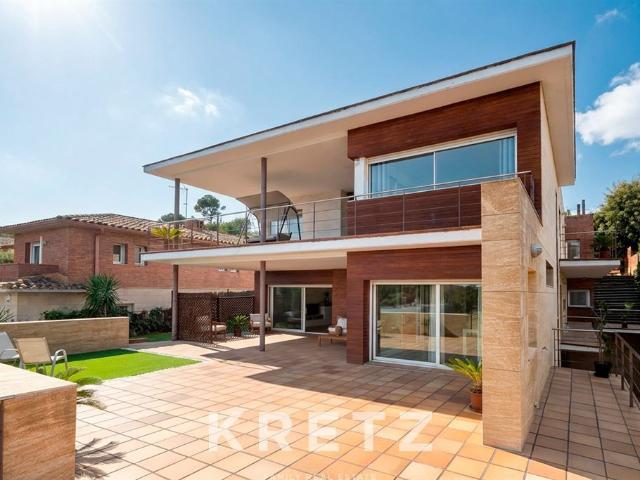 Vivienda de alto standing de 941 m2 en venta Sant Cugat, España