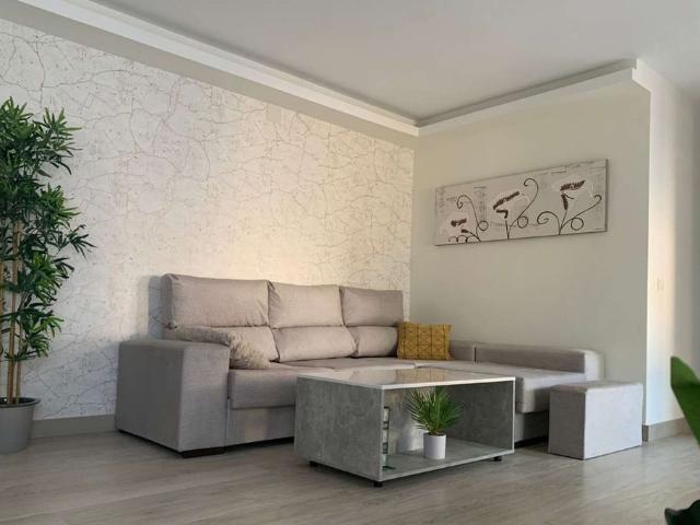 Vivienda de lujo de 90 m2 en alquiler Benalmádena, España