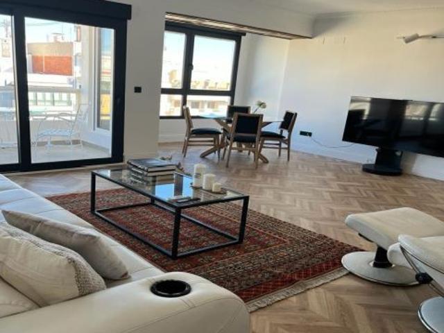 Vivienda de lujo en la Av. Federico Soto. Alicante