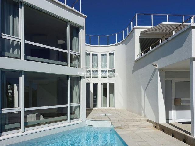 Vivienda de lujo en venta Sant Pere Pescador, España