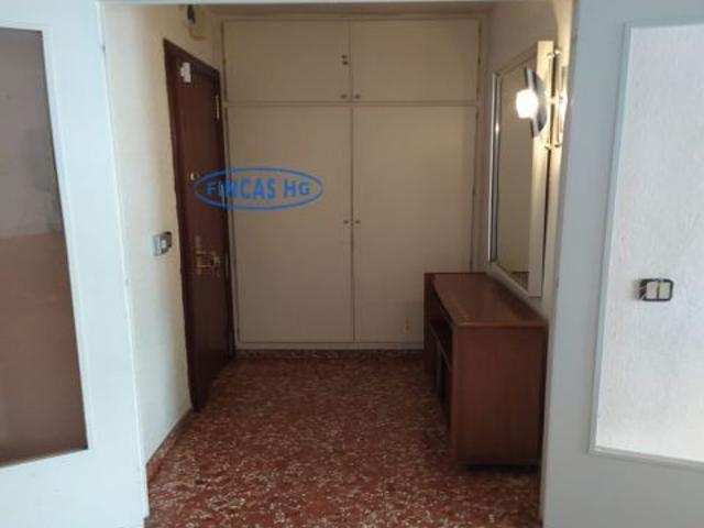 Vivienda en última planta con ascensor y terraza comunitaria en Campoamor, junto al Auditorio