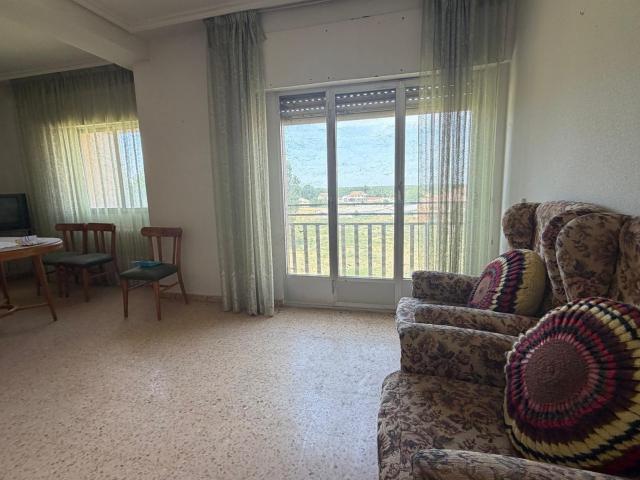 VIVIENDA EN VENTA EN AGUILAFUENTE