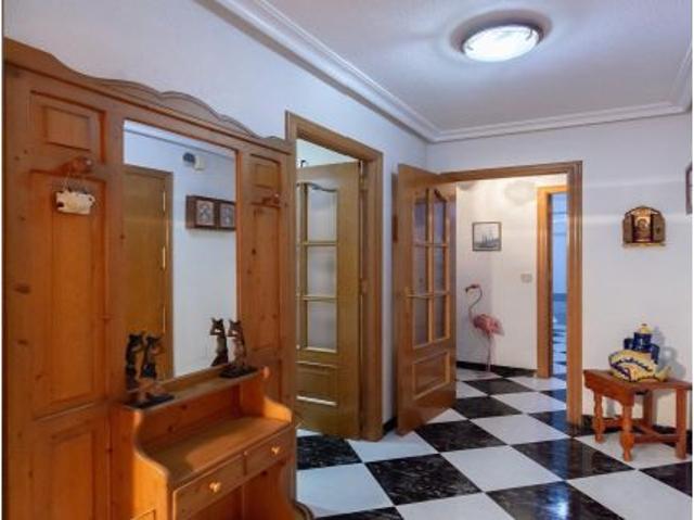 VIVIENDA EN VENTA EN BARRIADA SAN GINÉS. !