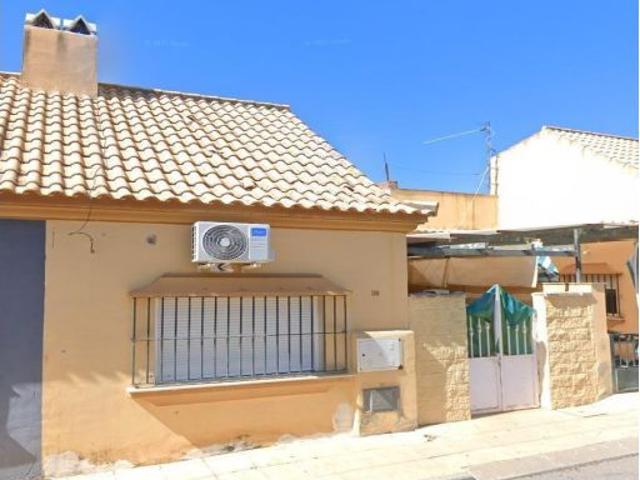 Vivienda en Villanueva del Rio y Minas