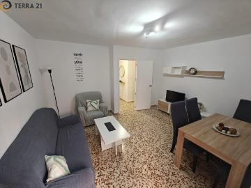 Vivienda en alquiler de 4 habitaciones y 2 baños en el centro
