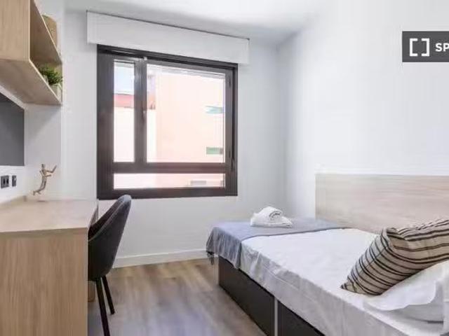 Vivienda en alquiler en Valverde, Madrid