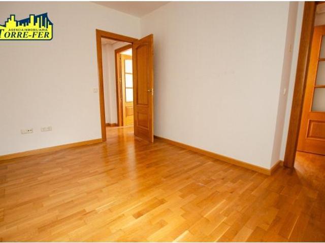 VIVIENDA EN ALQUILER JUNTO A PUERTA PURCHENA