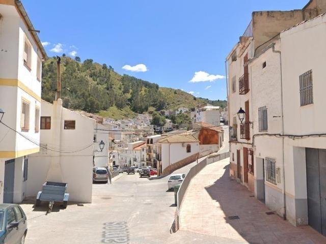 Casa en Cambil