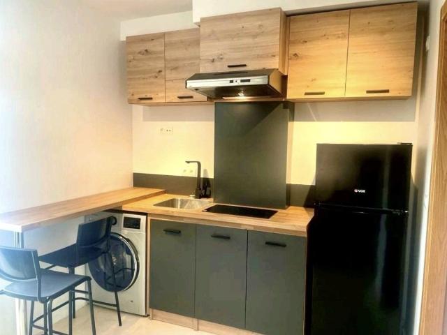 VIVIENDA EN CASARRUBIOS DEL MONTE