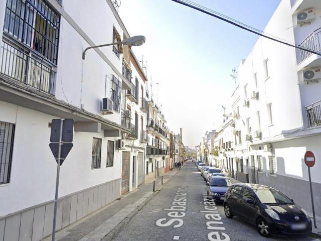 VIVIENDA EN CÓRDOBA