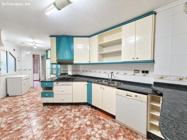 VIVIENDA EN EL GARBANZAL DE 478M2 Y SOTANO DE 214M2