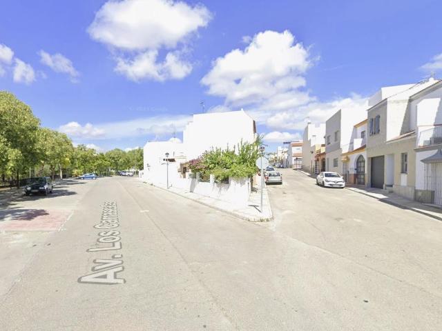 VIVIENDA EN PARADAS