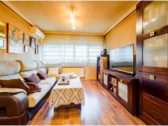 vivienda en planta baja, en la zona de Metro Estrella