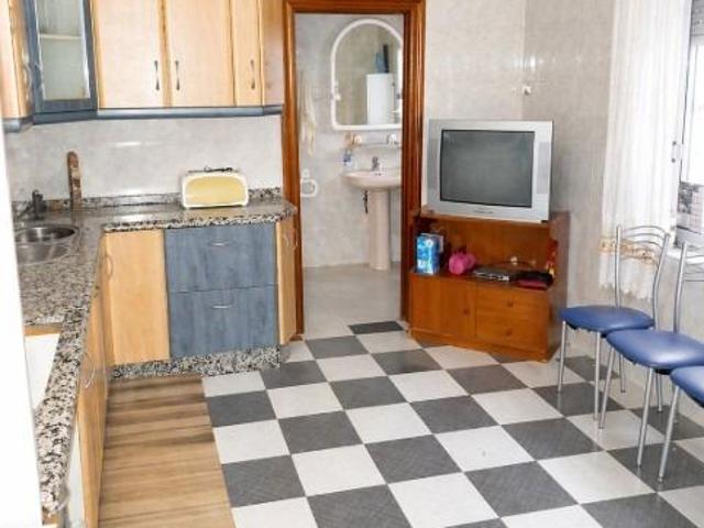 ¡ Excelente casa unifamiliar de 350m2 de parcela !
