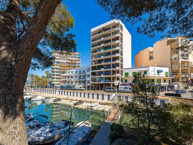 Vivienda en primera línea de mar con vistas inigualables