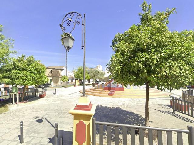 VIVIENDA EN SANLUCAR LA MAYOR