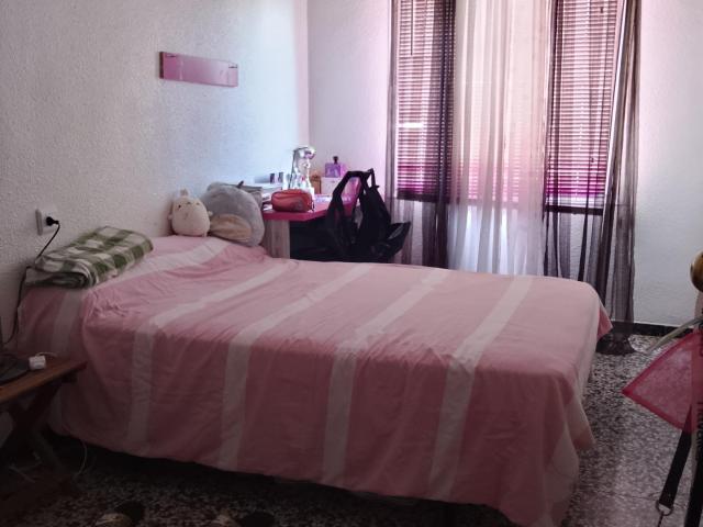 VIVIENDA EN SEGUNDA PLANTA !