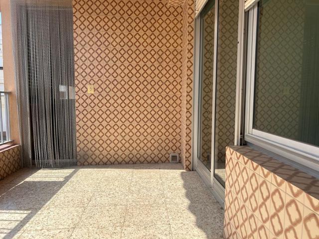 VIVIENDA EN SEGUNDA PLANTA DE 180m2