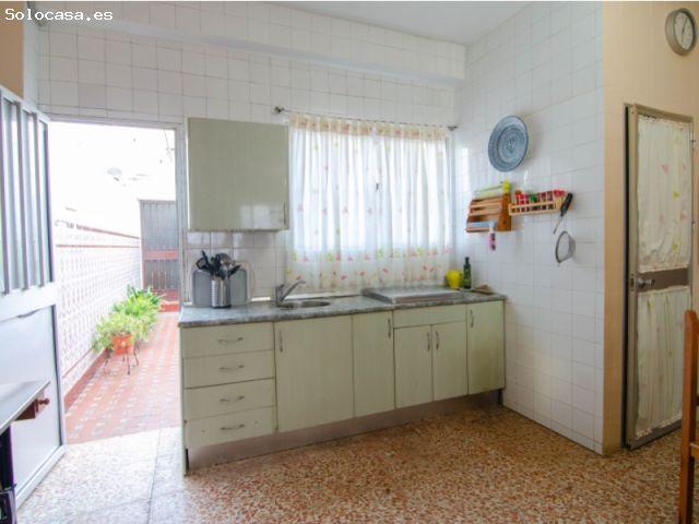 VIVIENDA + ESPACIO INDEPENDIENTE con doble acceso