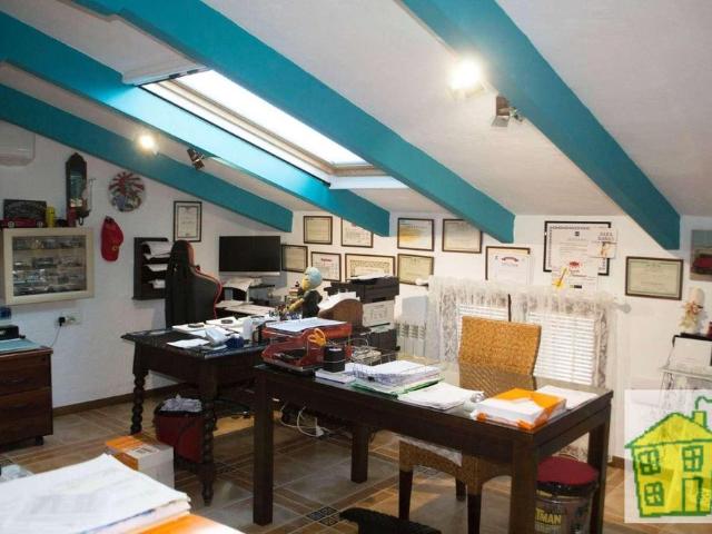 Vivienda exclusiva de 10800 m2 en venta Andújar, Andalucía