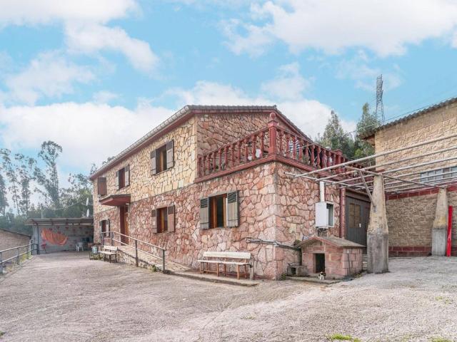 Vivienda exclusiva de 1100 m2 en venta Gijón, Asturias