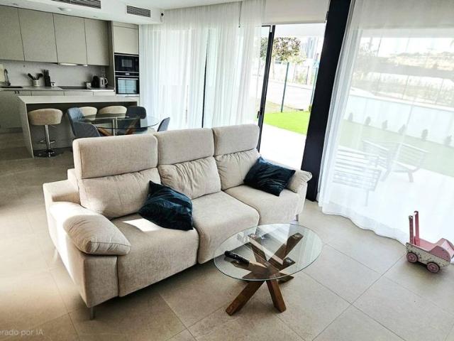 Vivienda exclusiva de 127 m2 en alquiler Estepona, España