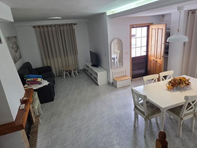 Vivienda exclusiva de 169 m2 en venta El Perelló, España