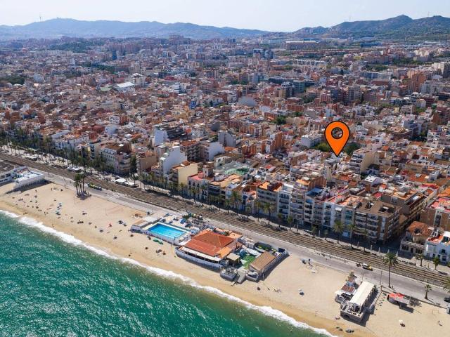 Vivienda exclusiva de 160 m2 en venta Badalona, Cataluña