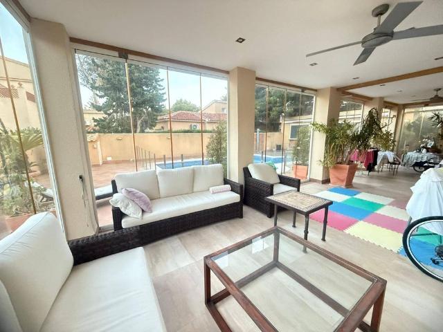 Vivienda exclusiva de 179 m2 en venta Playas de Orihuela, Comunidad Valenciana