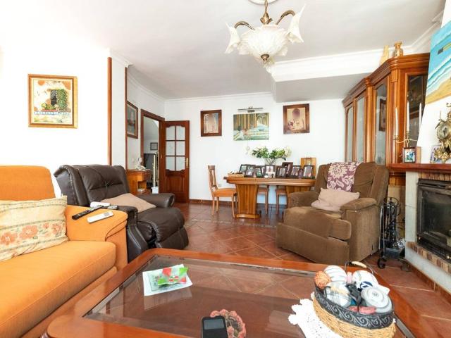 Vivienda exclusiva de 180 m2 en venta Rincón de la Victoria, España