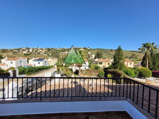 Vivienda exclusiva de 195 m2 en venta Alcaucín, España