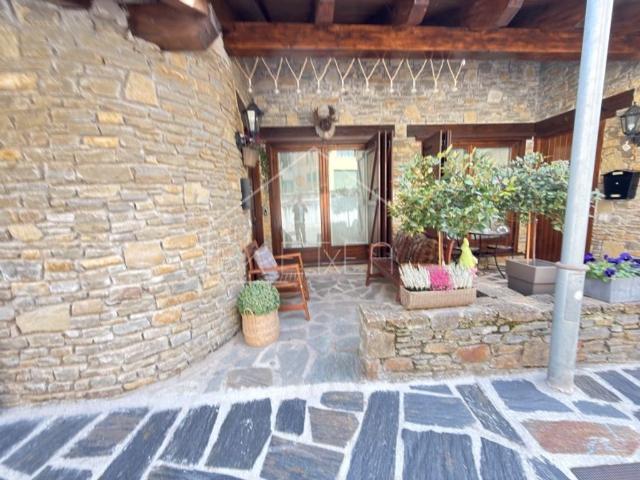 Vivienda exclusiva de 190 m2 en venta Bosost, España