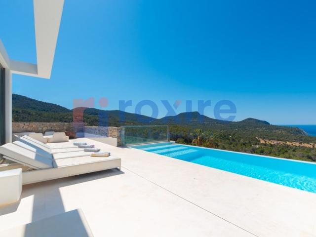 Vivienda exclusiva de 200 m2 en venta San Jose de la Atalaya, Baleares