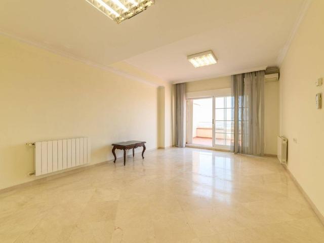Vivienda exclusiva de 215 m2 en venta Granada, España