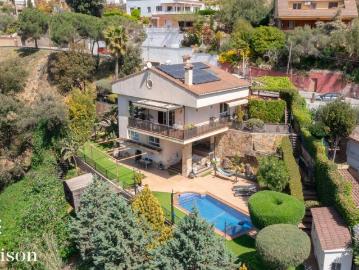 Vivienda exclusiva de 226 m2 en venta Alella, Cataluña