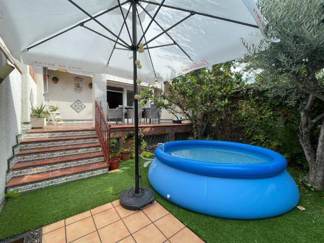 Vivienda exclusiva de 223 m2 en alquiler Castelldefels, España